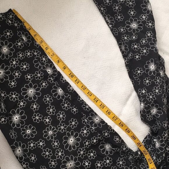 Vintage Grace Elements Embroidered Capris 12 - Picture 9 of 12